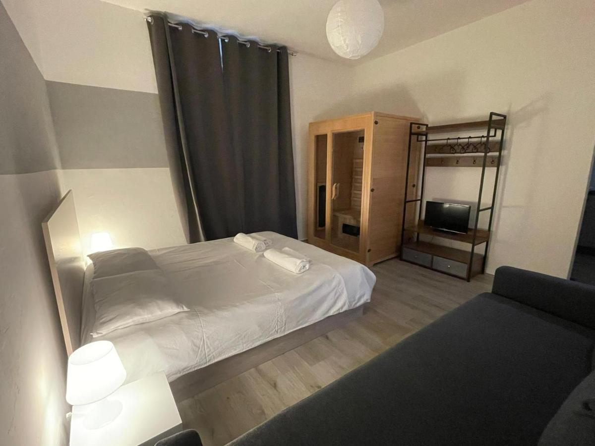 Belli 4 Apartment - Sauna - Триест Екстериор снимка